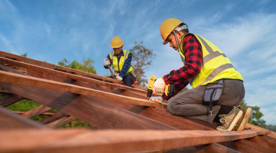 Professional Flat Roofing Installation services in Middleport, OH
